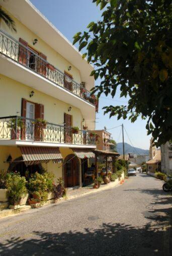 Pansion Alexandros Hotel Pelekas Exterior photo